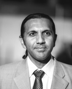 dr-avnesh-ratnanesan